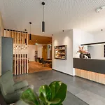 Ξενοδοχείο με διαμερίσματα Apartmentresort Mylodge 4*